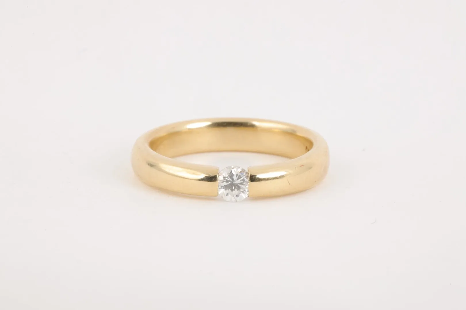 14k Yellow Gold 0.25tcw Diamond Ring Size 7 (6.47g.)