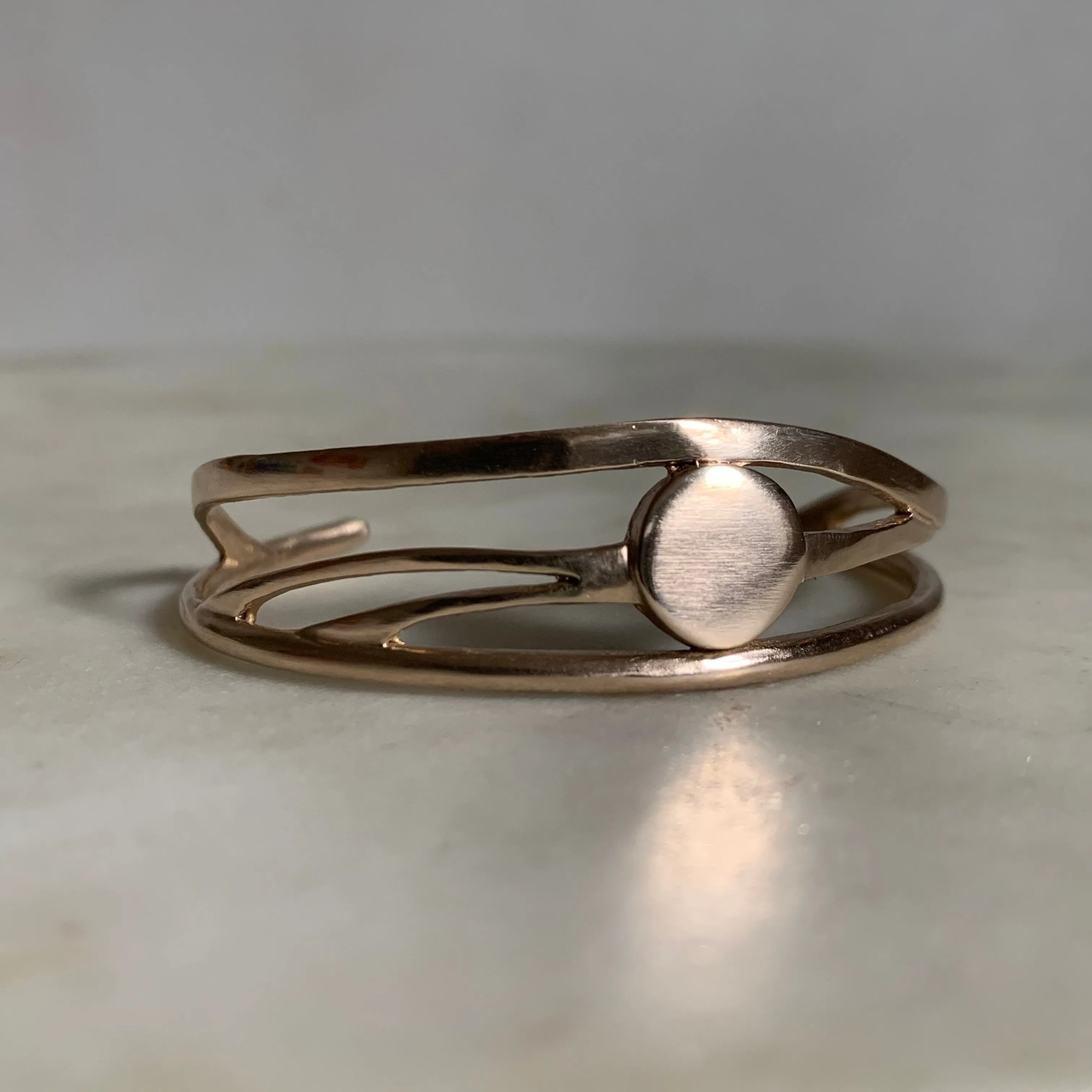 APRICUS CUFF