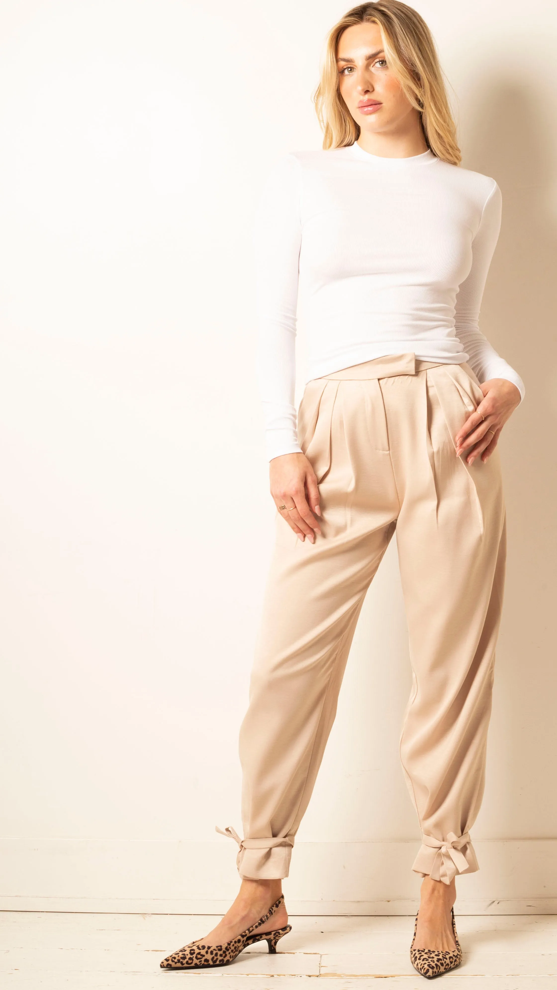 Aria Ankle Tie Pant - Beige