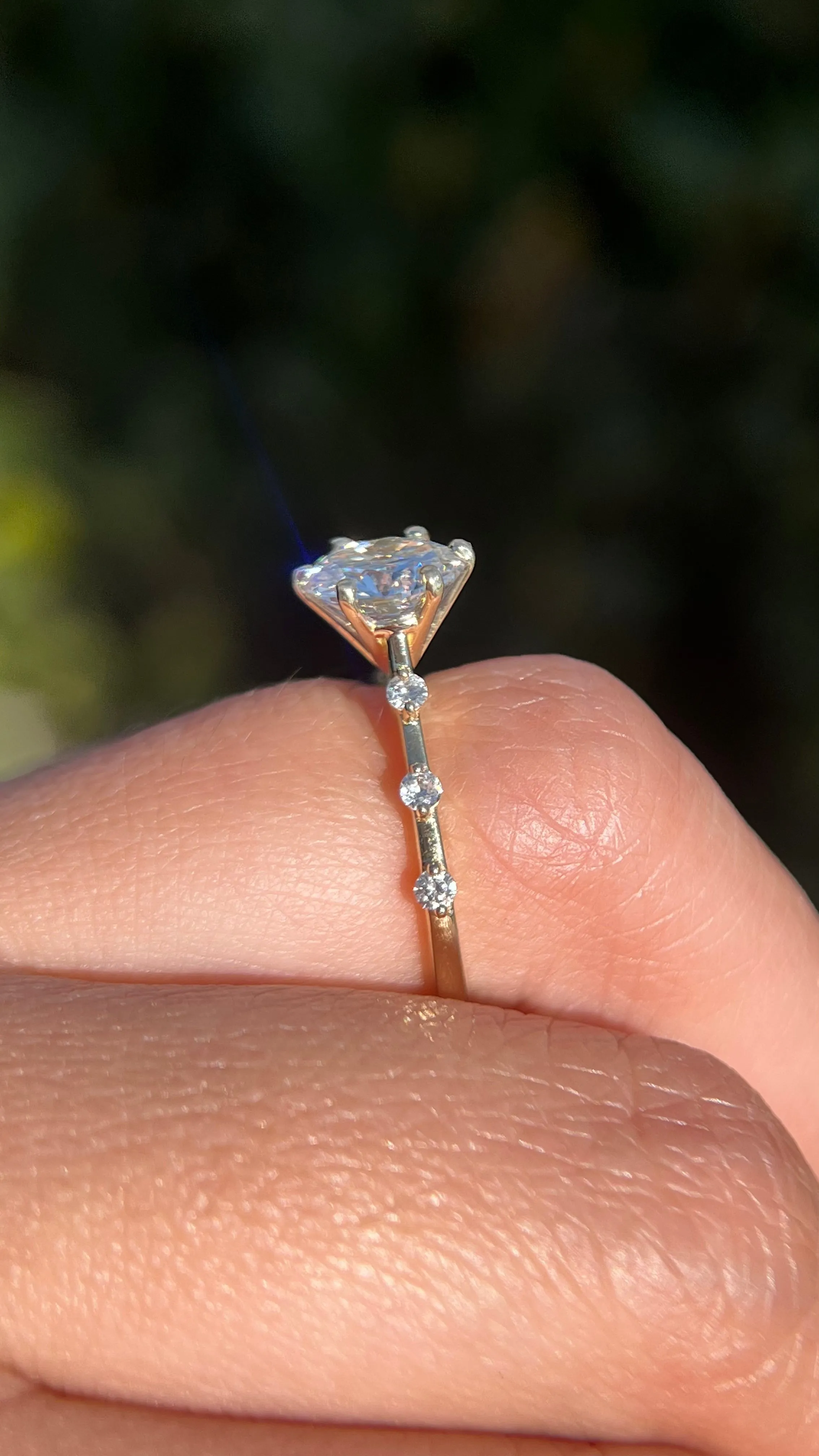 Belle 2.09ct E-VS1 Round Lab Diamond