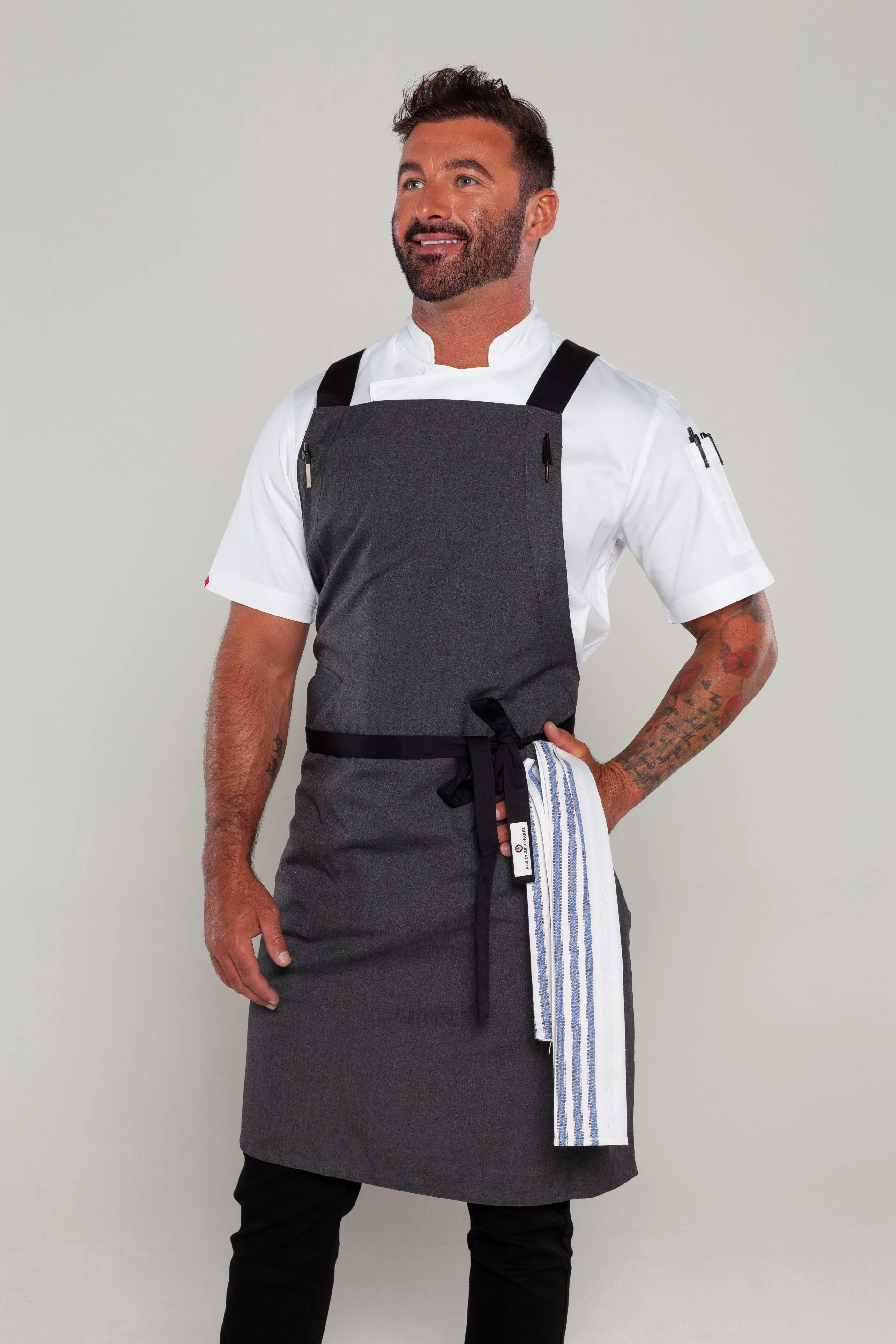 BYRON Crossover Chef apron byron charcoal grey with black straps