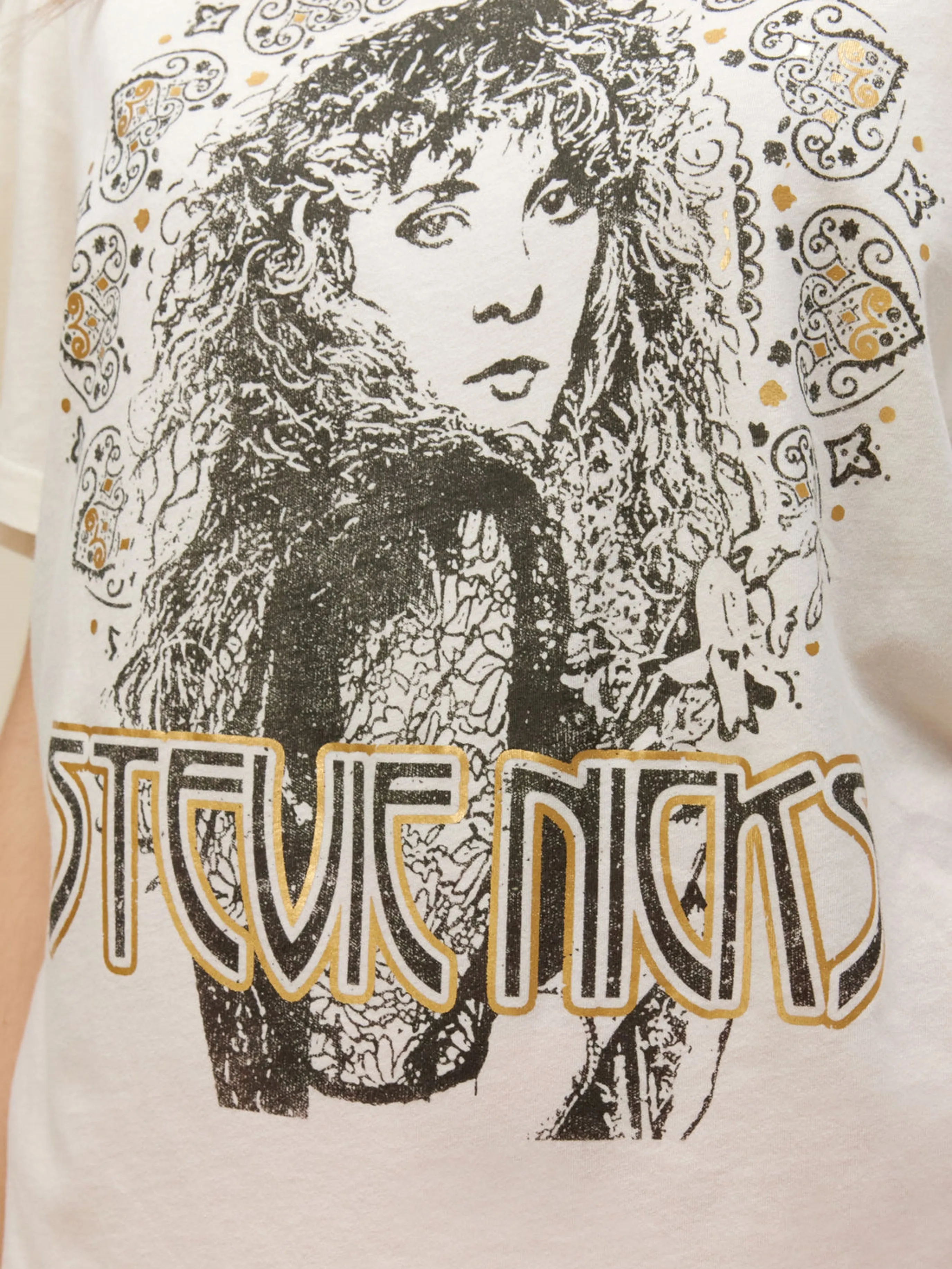 DAYDREAMER Stevie Nicks Metallic Boyfriend Tee