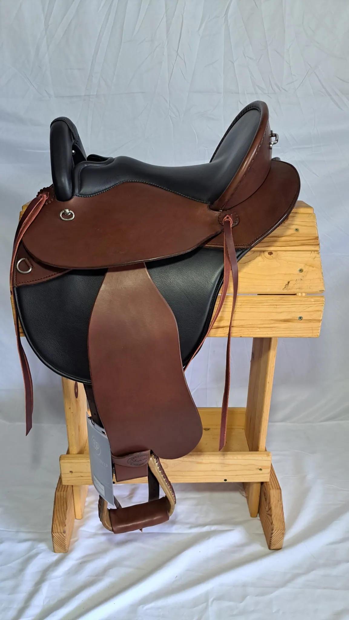 DP Saddlery Comfort Western 7208