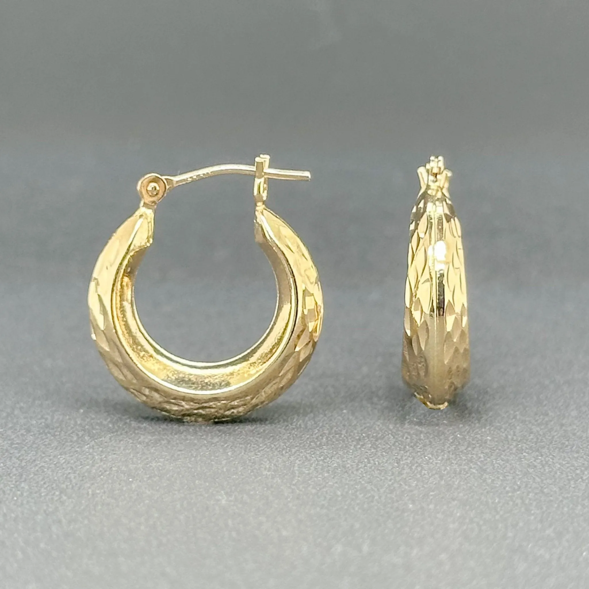 Estate 14K Y Gold Textured 16.66mm Hoop Earrings