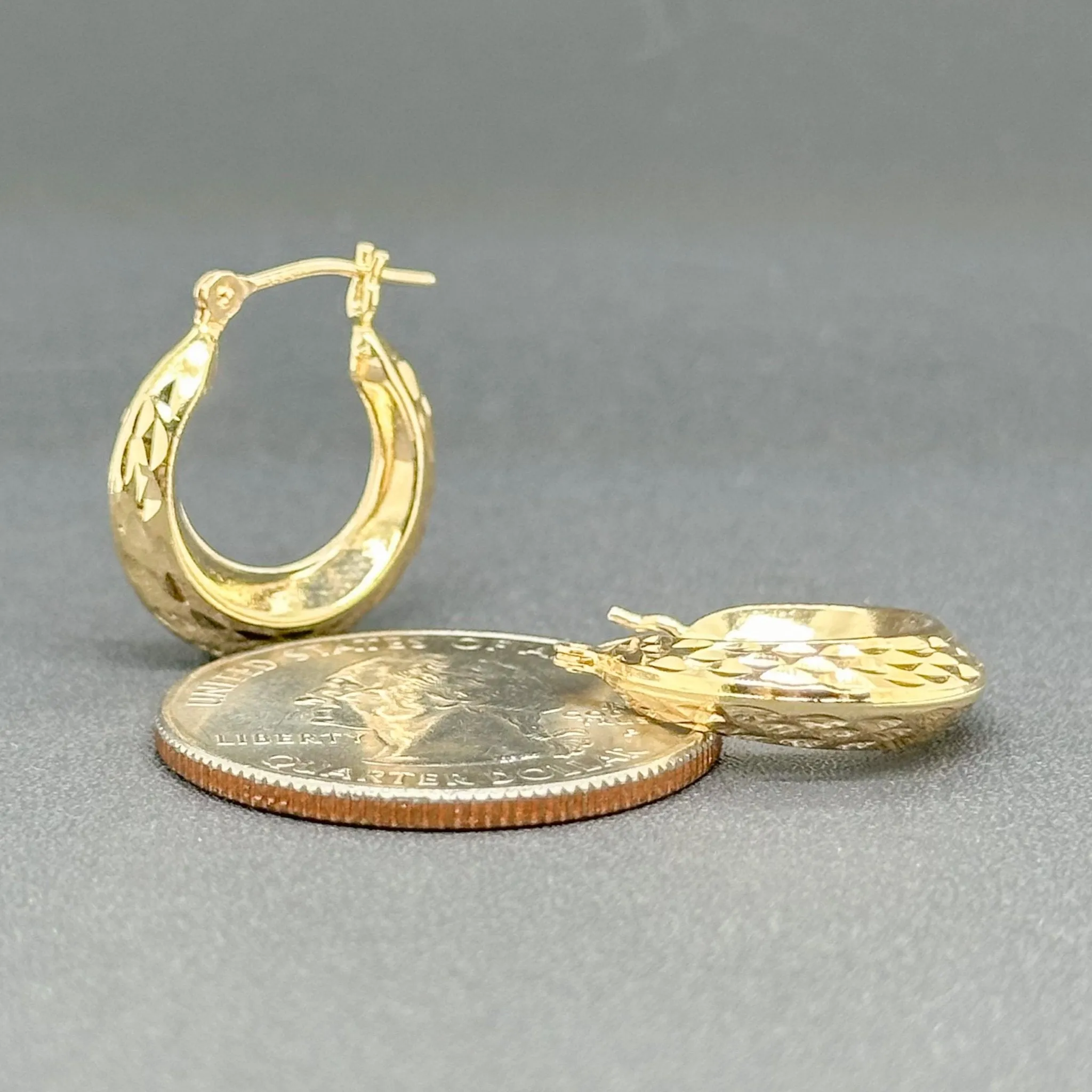 Estate 14K Y Gold Textured 16.66mm Hoop Earrings