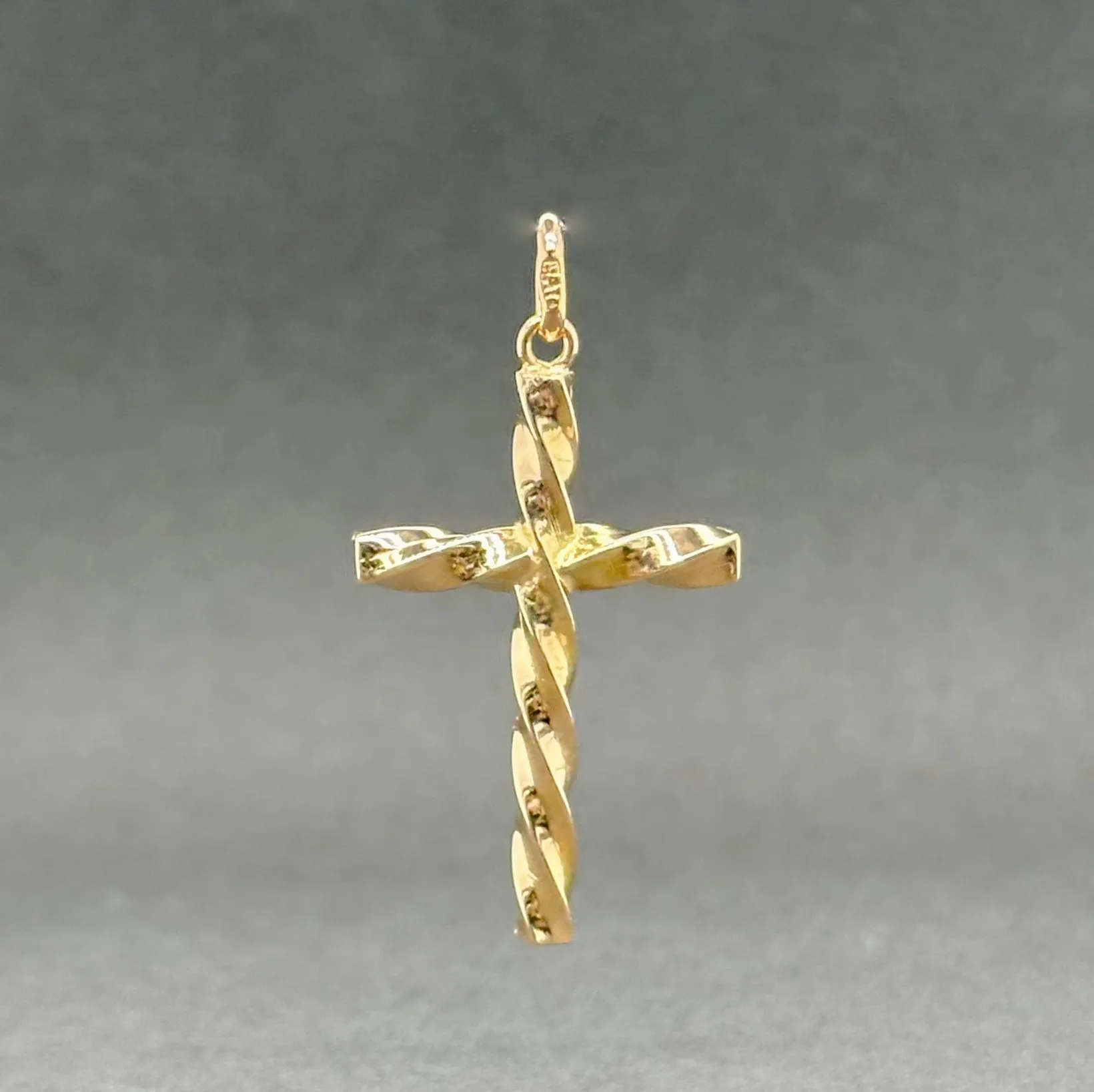 Estate 18K Y Gold Hollow Twisted Cross Pendant