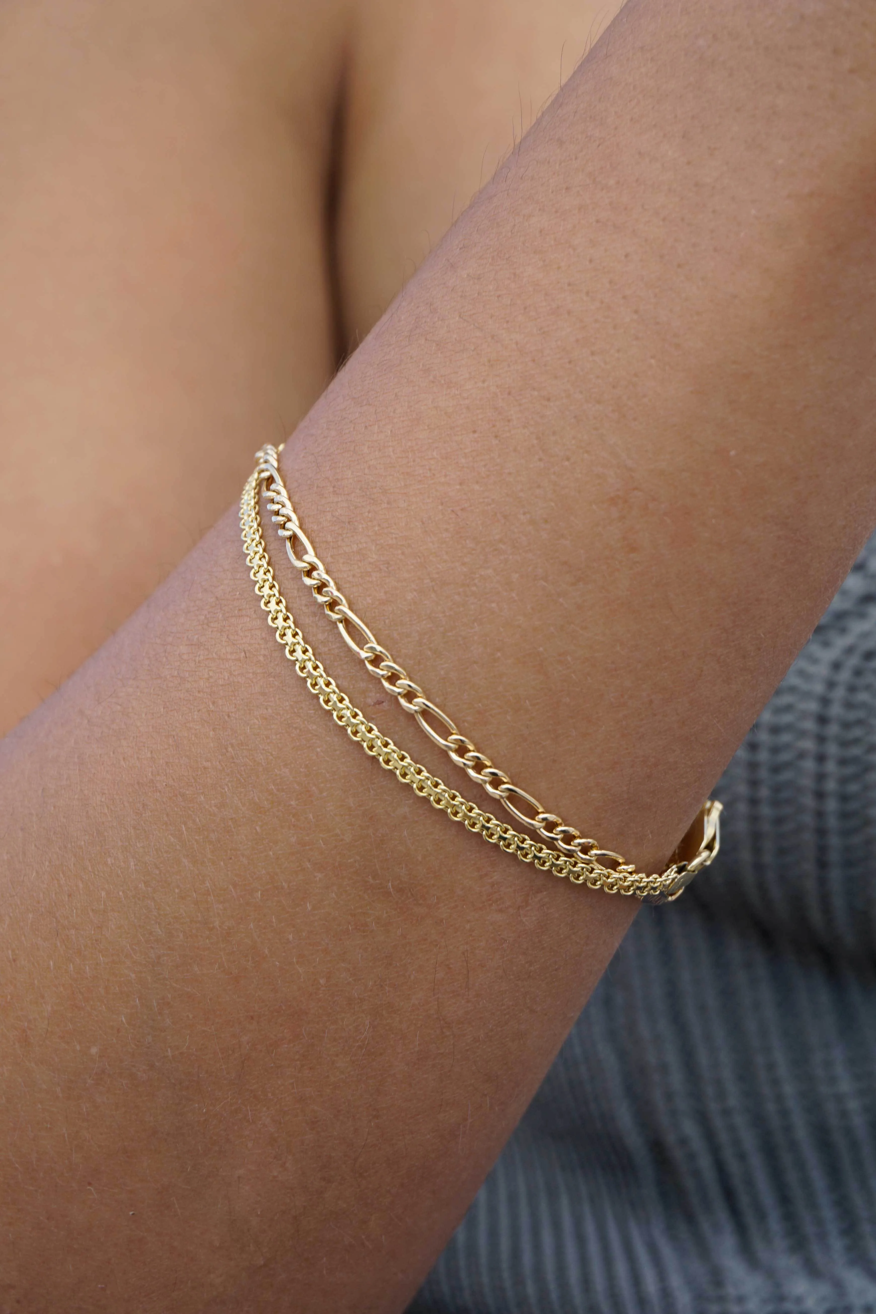 Figaro Bracelet in 10k Yellow Gold