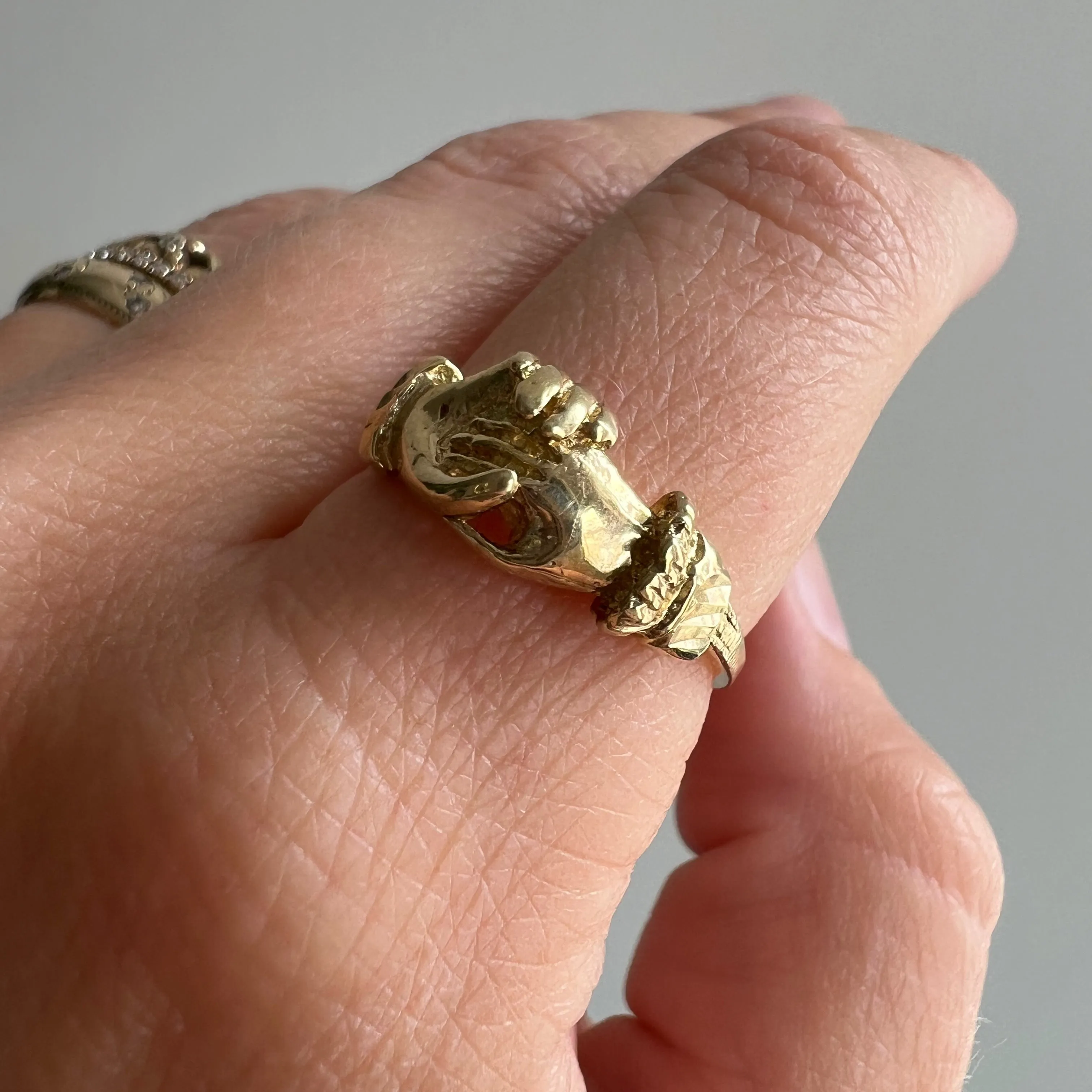 V I N T A G E // 10k / Fede Gimmel ring / yellow gold / Claddagh / size 7