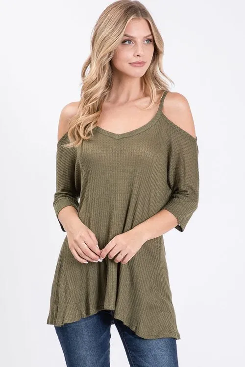 Waffle v neck cold shoulder hi-low top